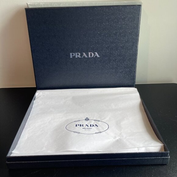 Prada Saffiano Leather Flower Print iPad Tablet Case - Smeraldo - Picture 8 of 8